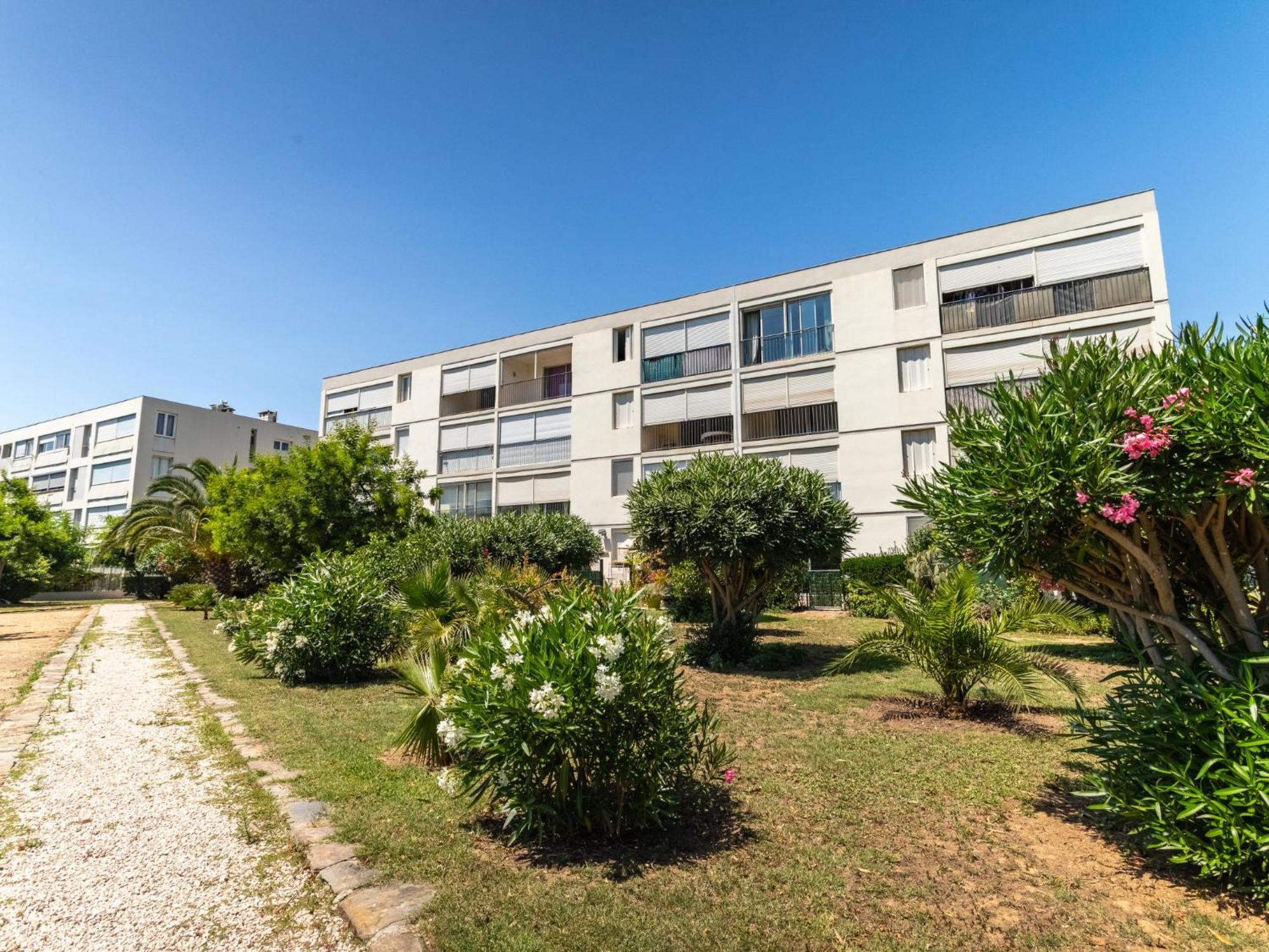 Apartment Les Roses Lauriers By Interhome ル・ラヴァンドゥー エクステリア 写真